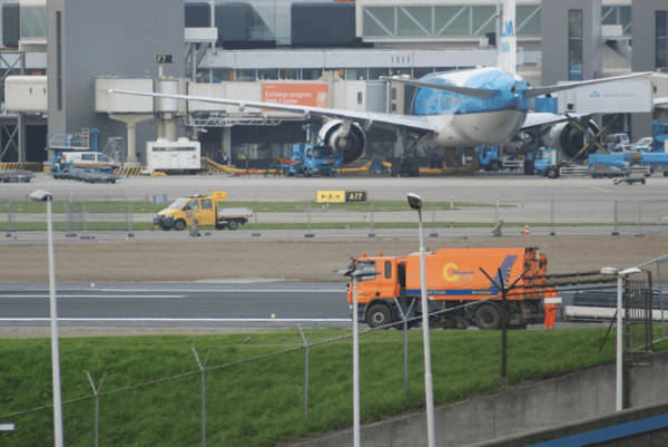 Værdifuldt samarbejde mellem Heras Mobilhegn og Schiphol på grund af viden og erfaring